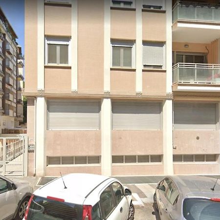Happy Rome Casa Vacanze Apartment Ngoại thất bức ảnh